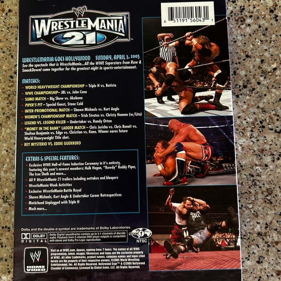 Wrestle Mania Goes Hollywood 2005 3-disc collector’s edition - Picture 6 of 7